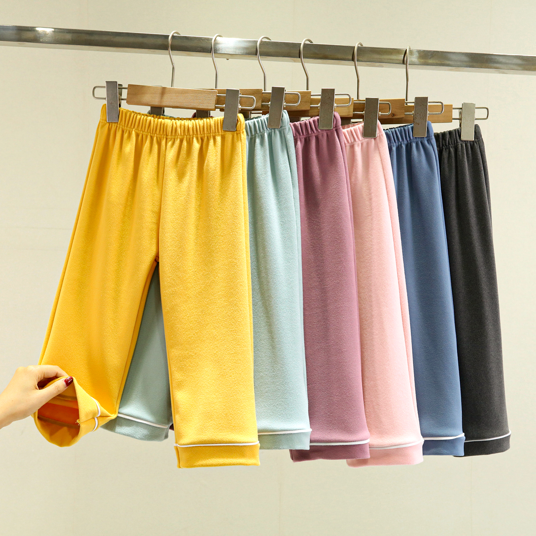 儿童德绒秋冬季无痕保暖家居裤