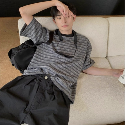 美式拼色小领口条纹短袖t恤男