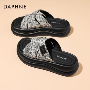 外穿时尚 夏季 国风超火软底海边沙滩凉拖 女2026新款 达芙妮厚底拖鞋