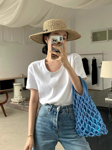 【送运费险】美式u领短袖T恤上衣