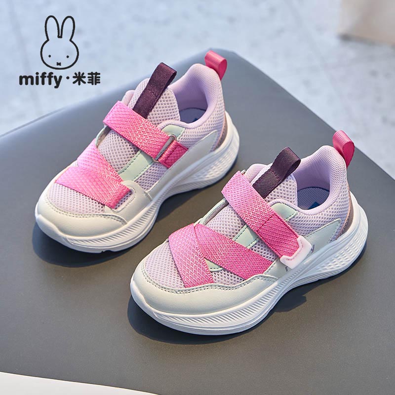 透气休闲儿童免系带运动鞋