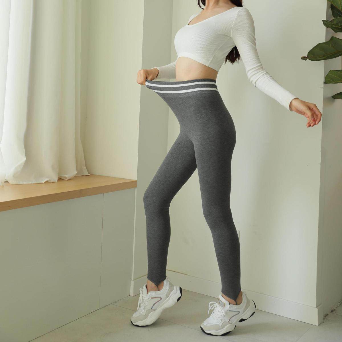 秋冬加绒加厚打底裤女可外穿弹力紧身中高腰瑜伽保暖裤踩脚一体裤