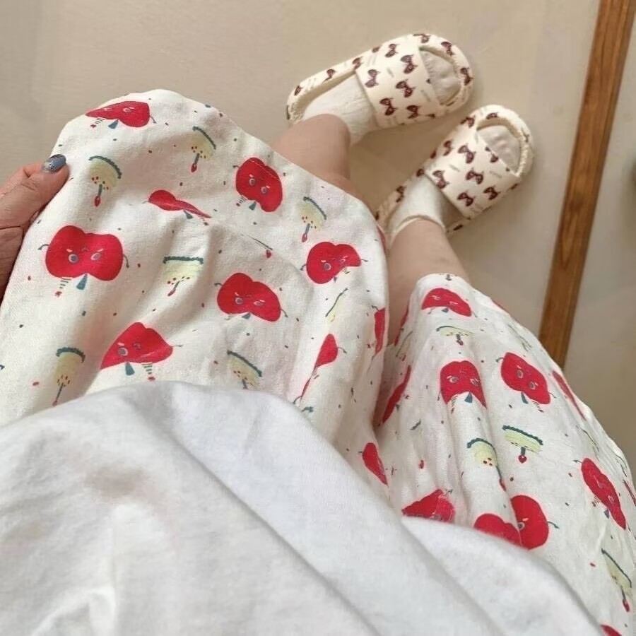 胖mm大码300斤可穿宽松休闲百搭夏日苹果卡通少女遛弯居家短裤女