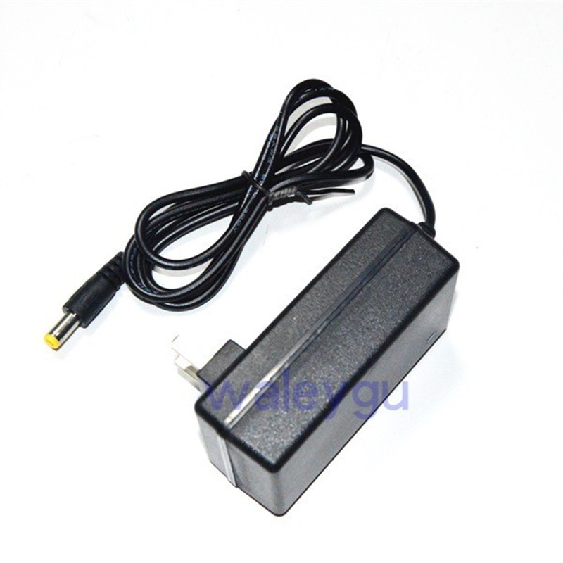 鑫爱家 无线吸尘器 产品型号 VC168 22.2V 26V电源线  充电器