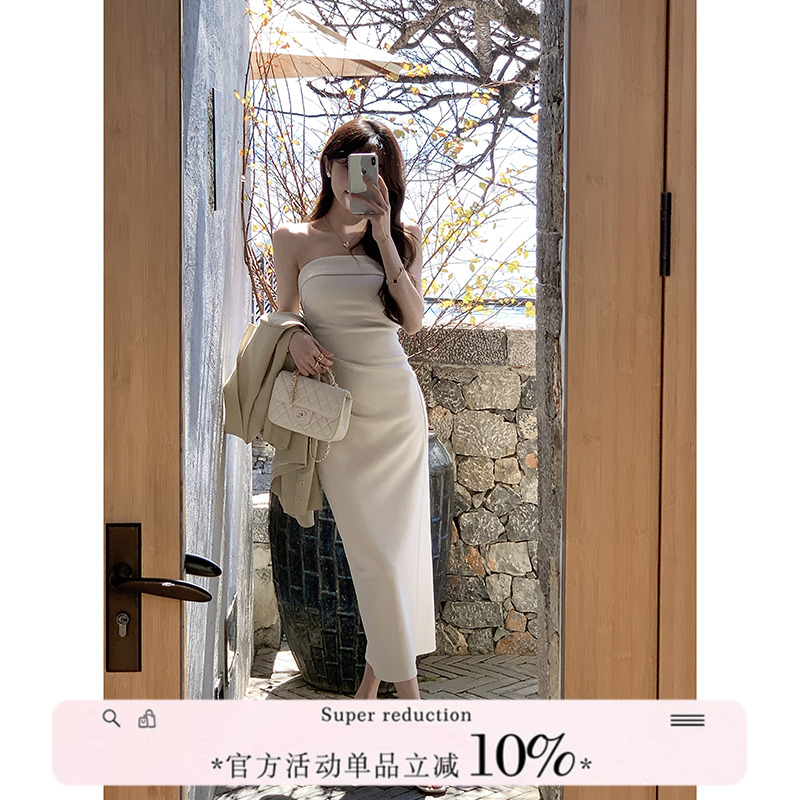 愉悦愉悦 收腰抹胸白色连衣裙女夏季绝美性感法式气质吊带包臀裙