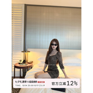 Yuyueer 豹纹方领桃心领连衣裙女夏季修身显瘦中袖气质短款连衣裙