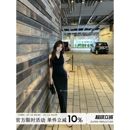 黑色V领挂脖包臀连衣裙女