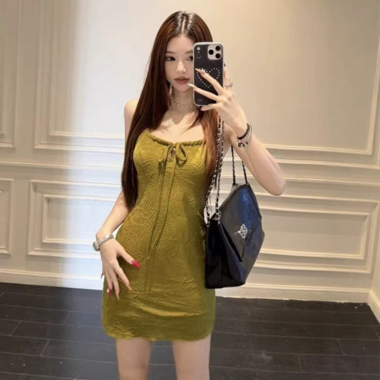 度假风绿色绑带吊带裙