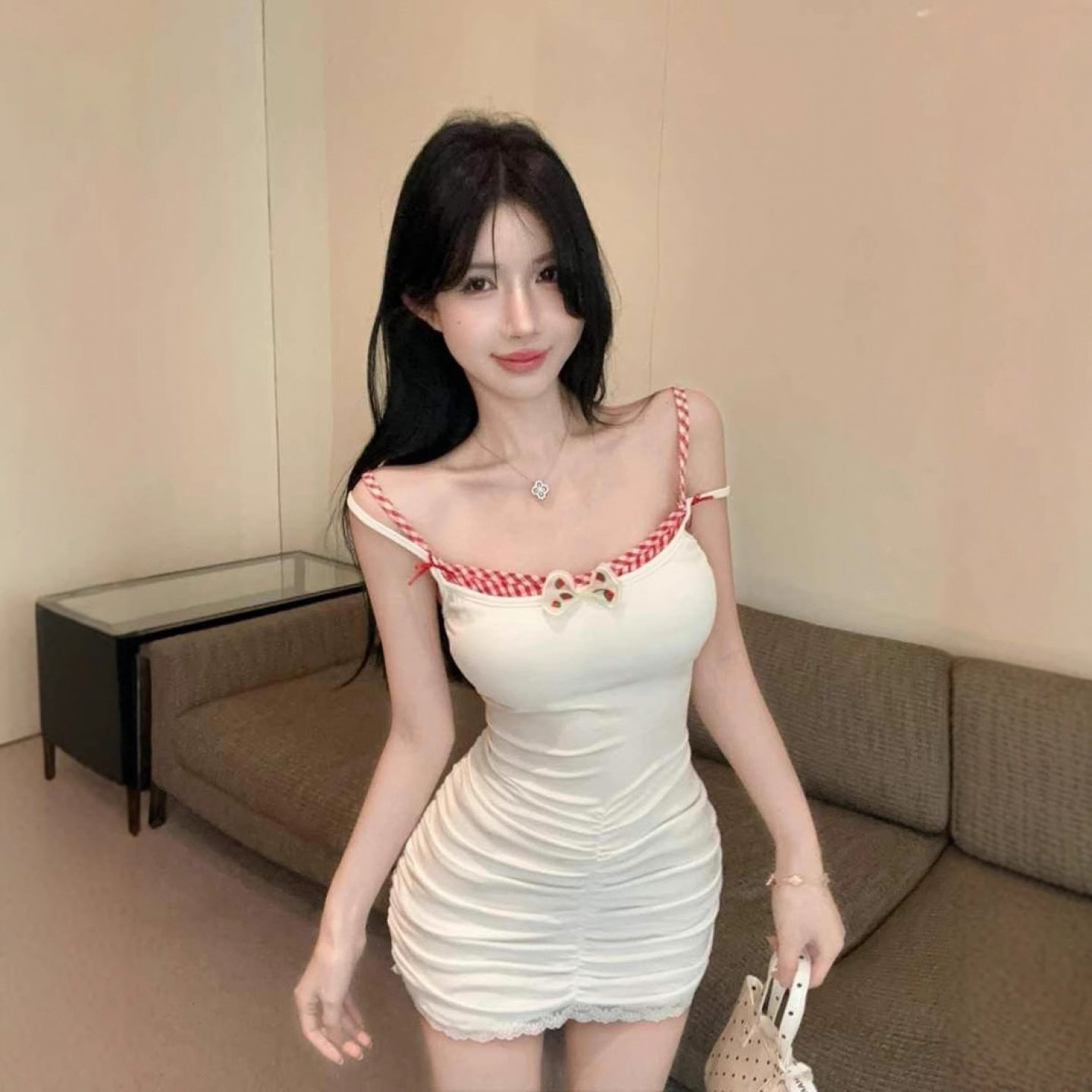 小个子甜辣撞色吊带裙