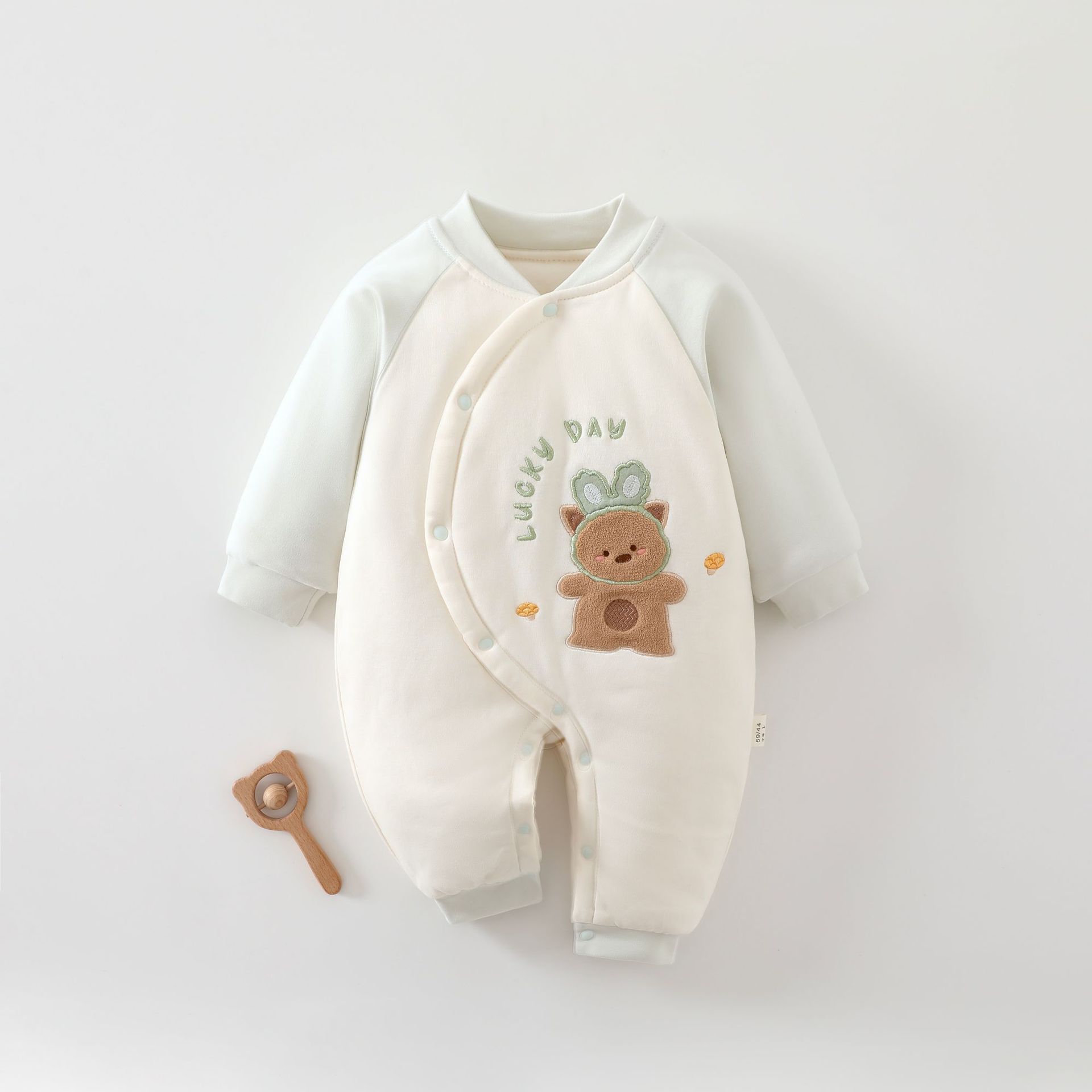 宝宝冬季120g夹棉连体衣新生婴儿蝴蝶衣52码加棉加厚婴儿哈衣爬服