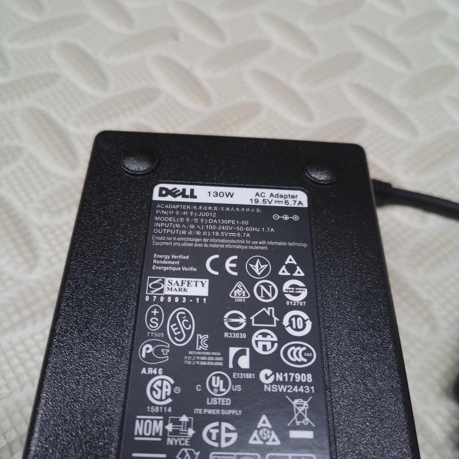 戴尔DELL电脑19.5V 6.7A 130W游匣5577 5576电源适配器130W充电线