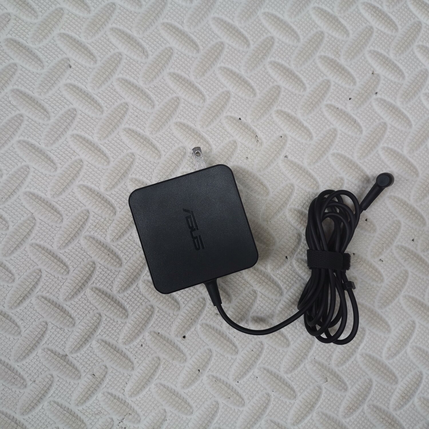 AOC AG322FCX1 AG322QCX 315LM00026液晶显示器电源适配器 电源线