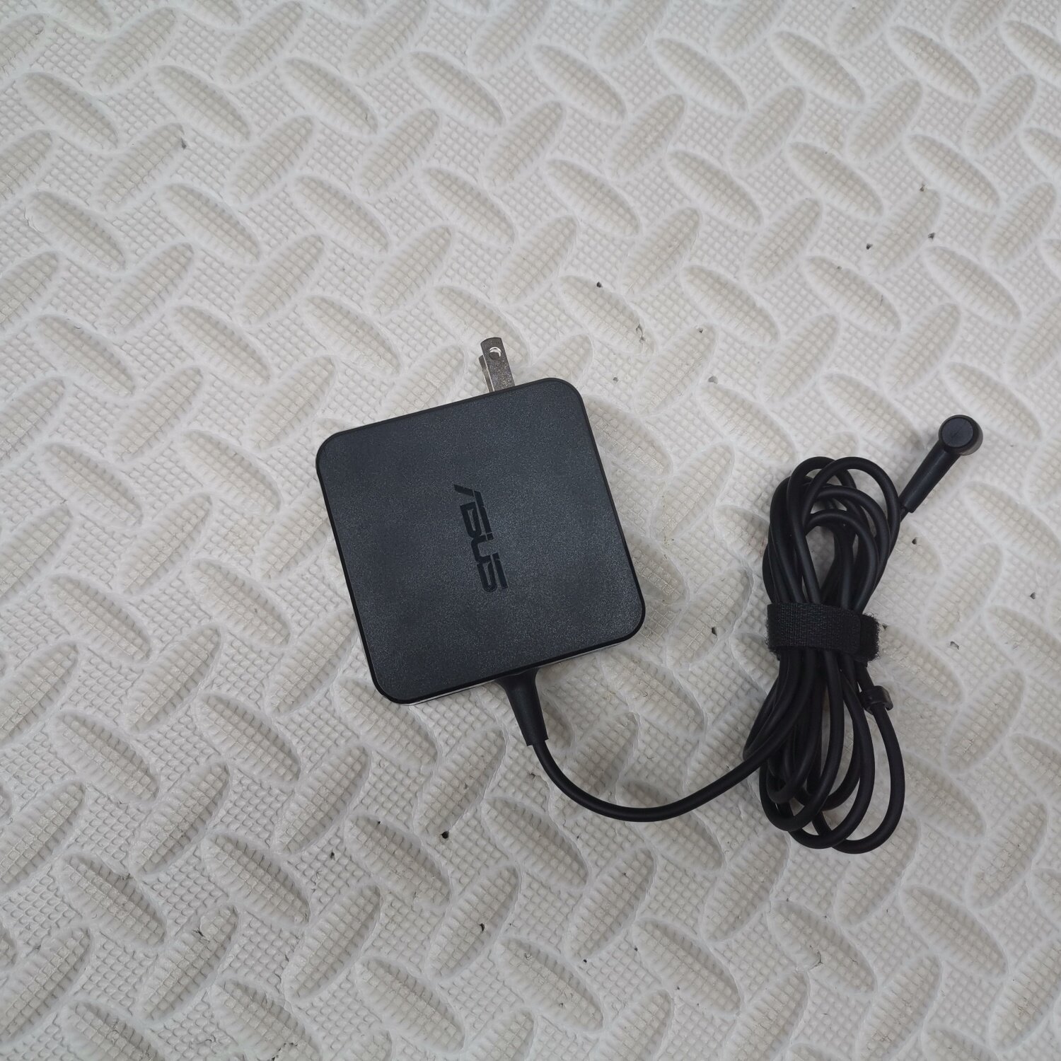 笔记本电脑电源适配器12V2A2.5A电源线3A充电器DC3.5圆口国产