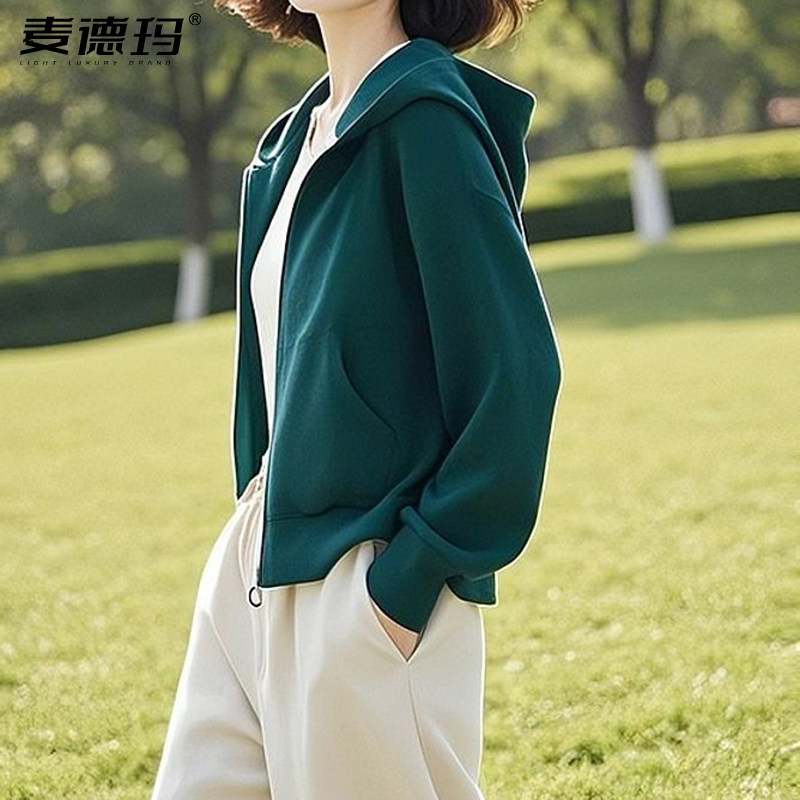 中年妈妈小个子春秋外套女2025秋装新款洋气宽松大码拉链开衫卫衣