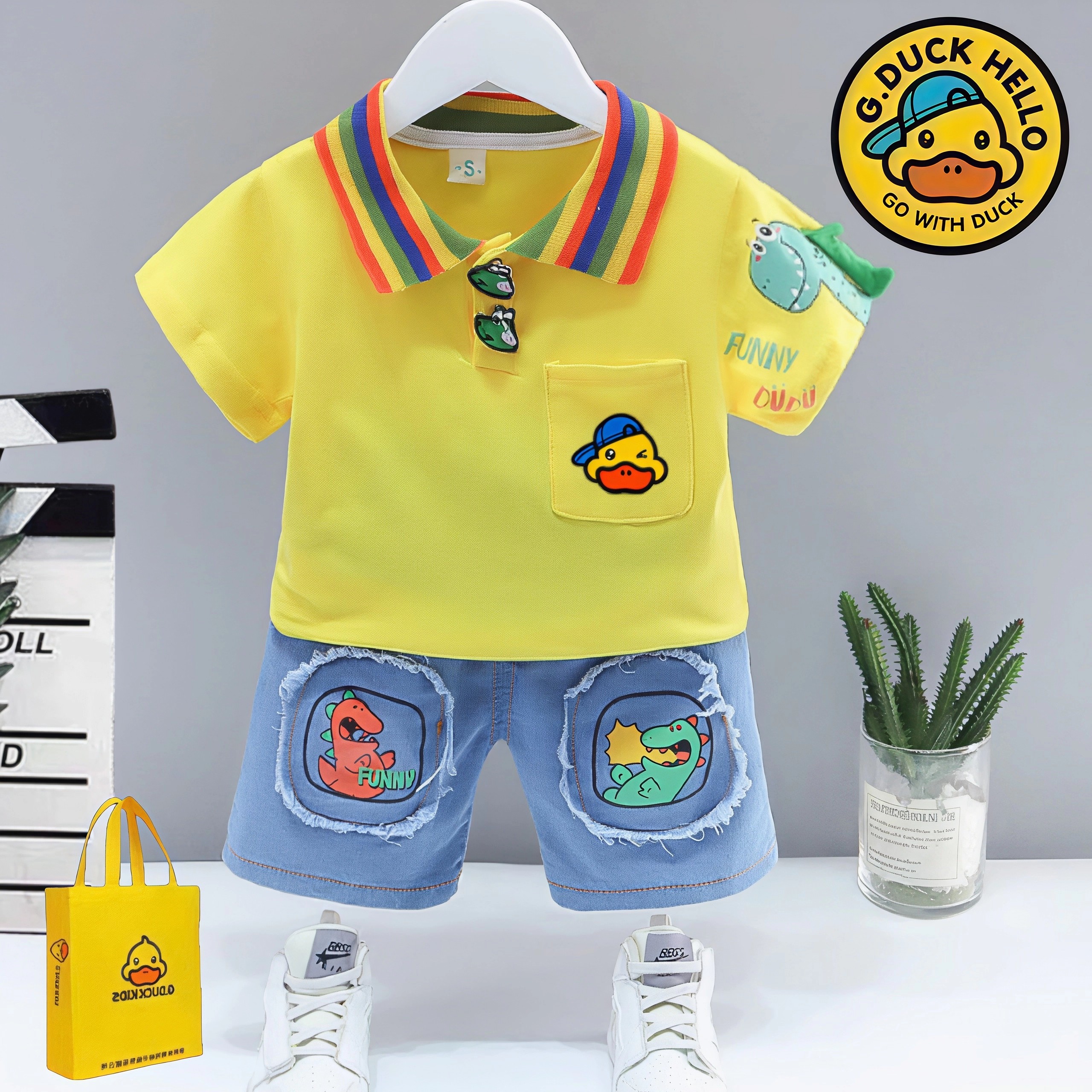 小黄鸭儿童翻领短袖五分牛仔短裤