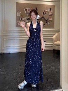法式 海边绝美收腰吊带裙包臀 蕾丝无袖 挂脖碎花连衣裙子女夏季