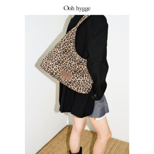Oohhygge.Tri Bag豹纹三角包通勤hobo包休闲手提单肩包 Fauve