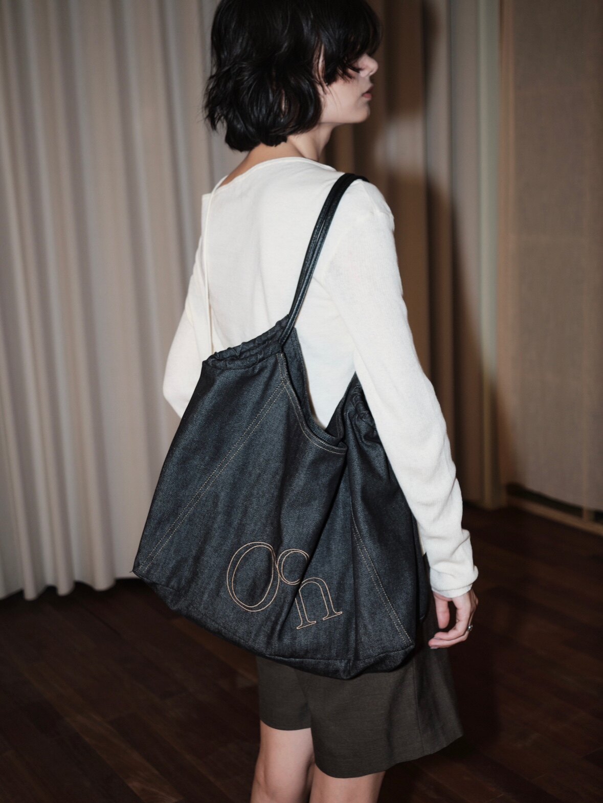 Böyük Tutumlu Denim Hobo Çanta - Gündəlik və İş Üçün