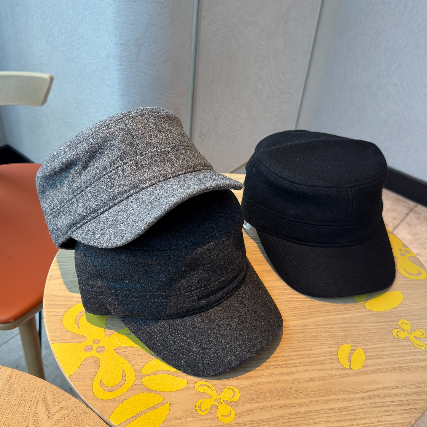 25秋冬羊毛呢男士平顶帽子中老年后封口保暖内里加绒休闲鸭舌帽子