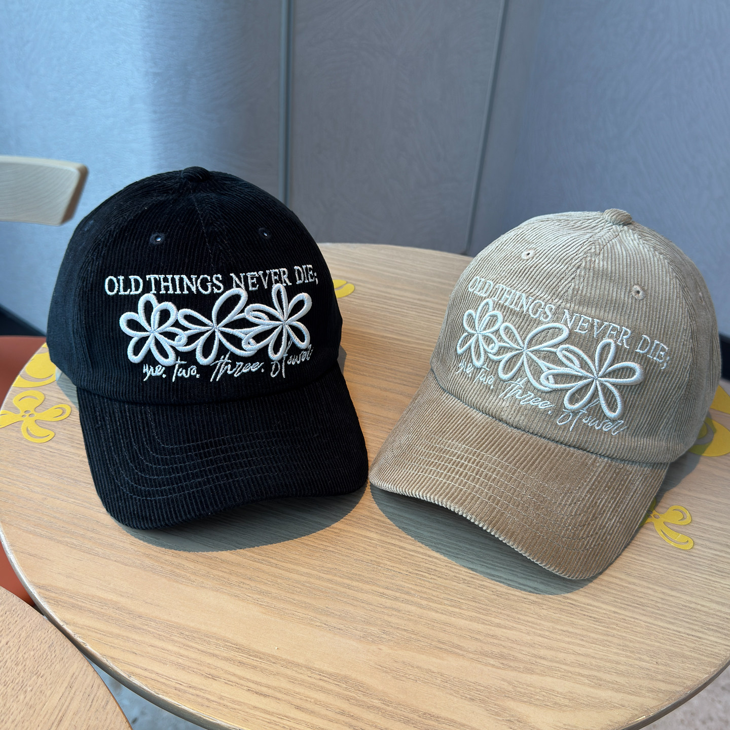 秋冬新款刺绣花朵灯芯绒棒球帽子女保暖防风显脸小百搭鸭舌帽男潮,服饰配件/皮带/帽子/围巾,帽子,淘宝优惠券,粉丝福利购,淘宝优惠卷