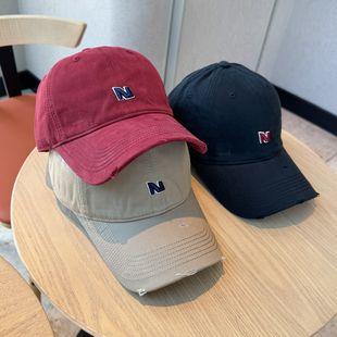 2025森莉秋季 字母N破洞鸭舌帽子男蓝色显白减龄遮阳棒球帽女 新款