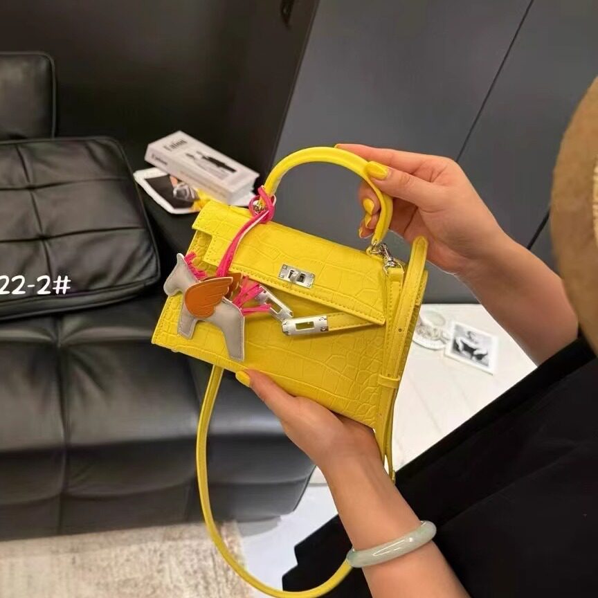 女生高级感包包鳄鱼纹凯莉包二代黑金真皮手提斜挎包包女2025新款