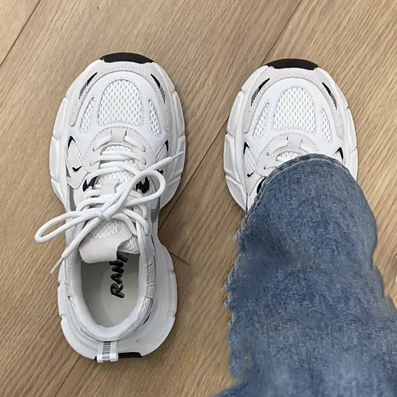 一双好看又百搭的老爹鞋呢