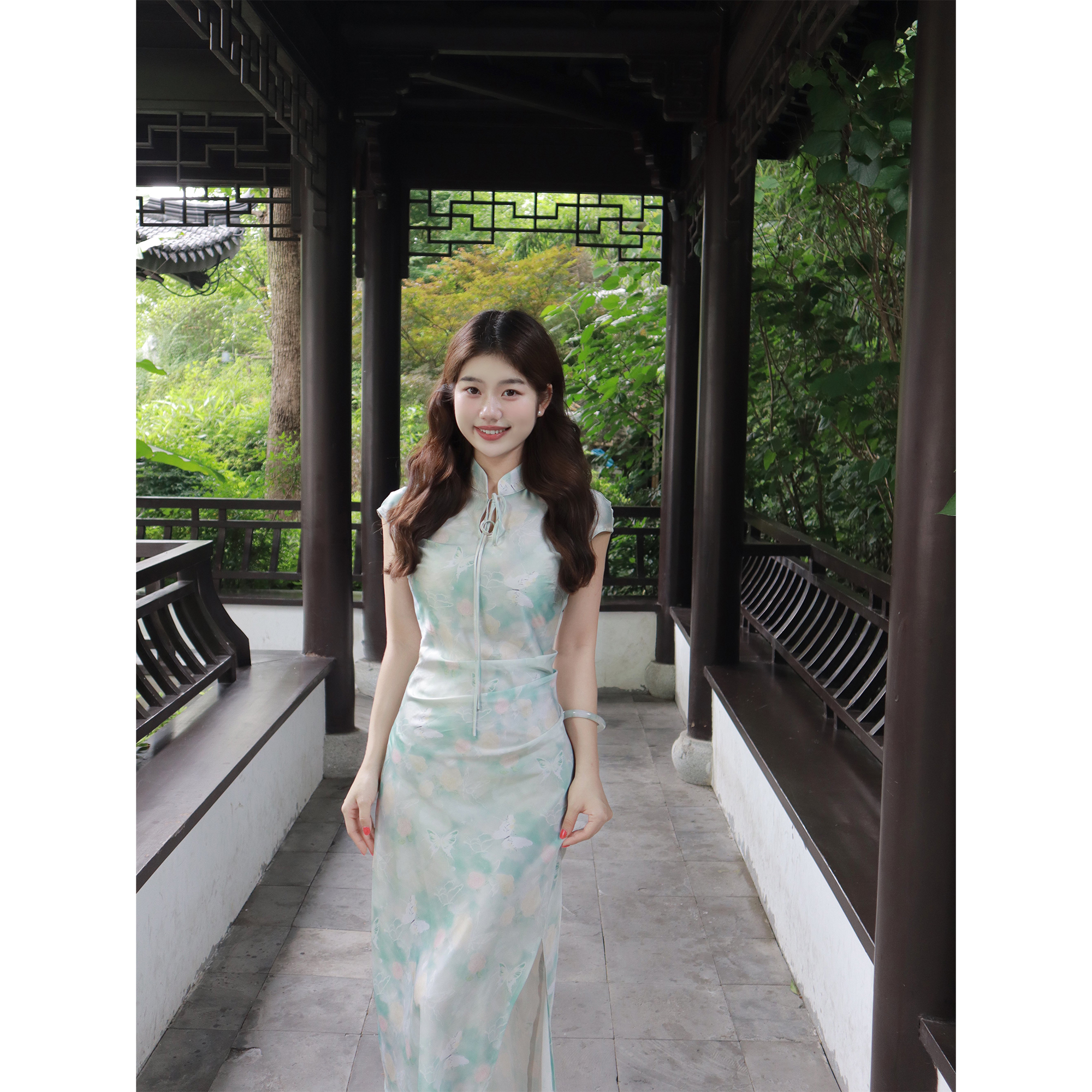 圆圆媛er新中式改良旗袍少女