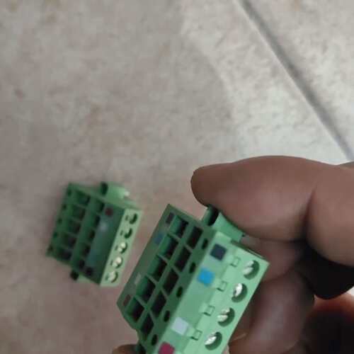 议价XW4G-05C1-H1-D 正品 欧姆龙端子