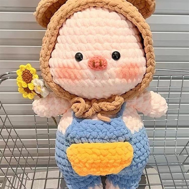 手工编织小玩偶毛线diy手工冰条线编织K变装小猪可爱材料钩针钩织
