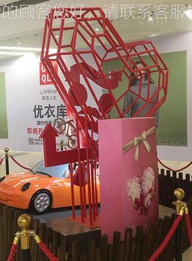 玻璃钢卡通汽车道具 商场美陈DP玻璃钢汽车公仔道具