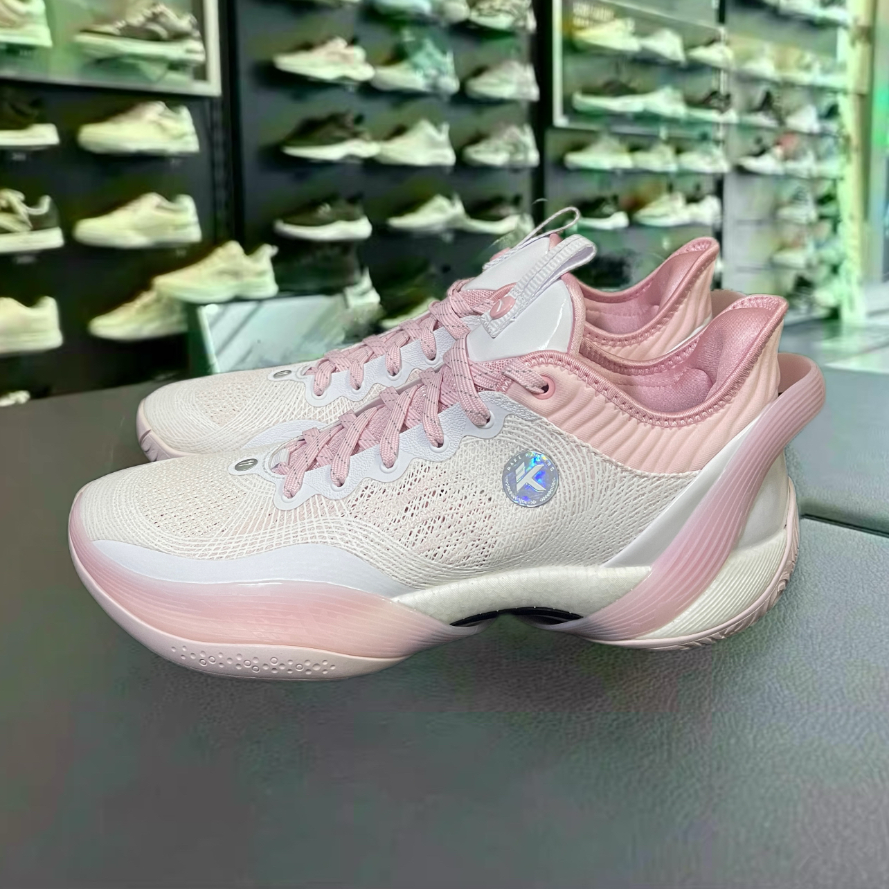 安踏三分雨1弦科技耐磨外场球鞋男网面透气实战篮球运动鞋战靴