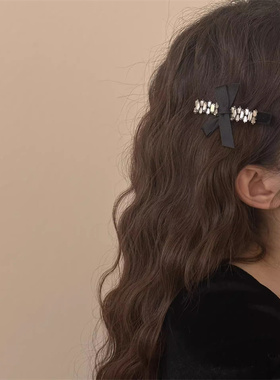 灰色高级感水钻刘海夹轻奢复古蝴蝶结发夹侧边发卡夹2024年新款夹