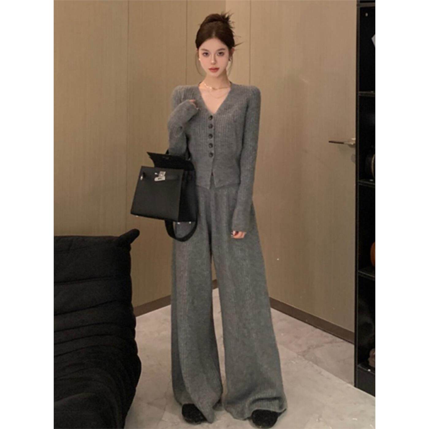 气质时尚套装2025秋冬新款针织开衫毛衣高腰直筒裤休闲两件套装女