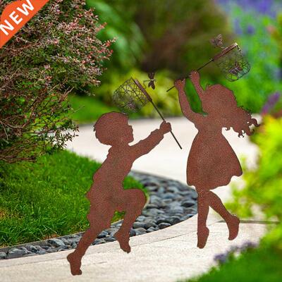 Iron Metal Chasing Silhouette Yard Art Statue for Garden