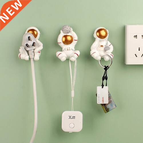 Creativity Cartoon Astronaut Shaped Plug Storage Rack Free