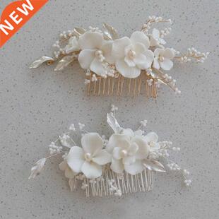 SLBRIDAL Handmade Alloy Leaf Rhinestone Ceram Flower Freshwa