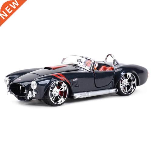 Maisto 1:24 1965 Shelby Cobra 427 Classic Car Static Die Cas