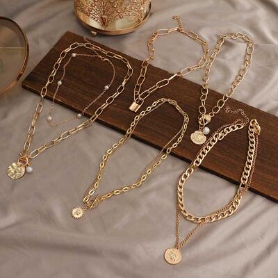 ZOVOLI Vintage Multi Layered Lock Portrait Pearl Round Coin