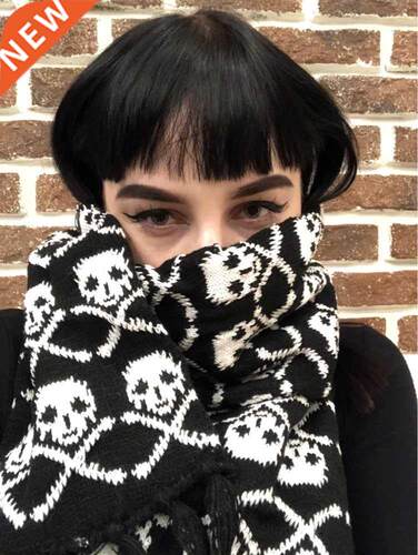 Wholesale Italy stylish skull winter knitted unisex women me
