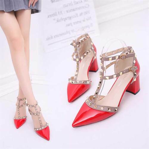 Women's shoes 2021 summer sandals pointed patent leather riv