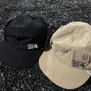 日单日本山浩小螺母刺绣户外登山滑雪防水保暖飞机帽护耳帽雷锋帽