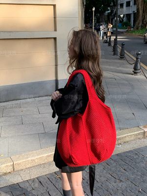 氛围感红色大网兜！出片神器~