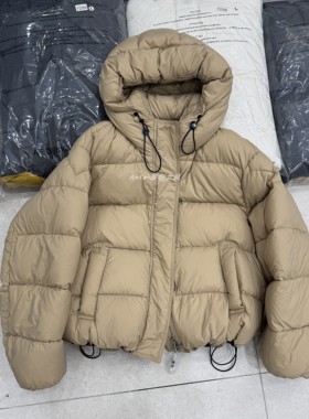 chumo2056冬季新款90白鹅绒面包羽绒服女连帽撞色欧货小个子外套