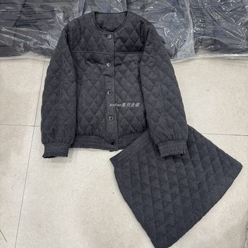 8086冬季新款韩系菱格纹90白鸭绒羽绒服外套女＋高腰半裙两件套装