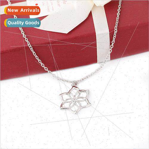 Flower Women Necklace Unexpected JourneyFlower Necklace Euro