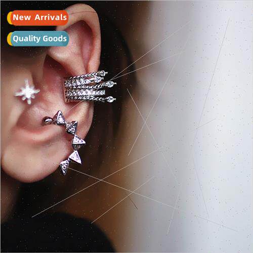 Diamond studded lutin ear clips Europe pointy tapered no pie