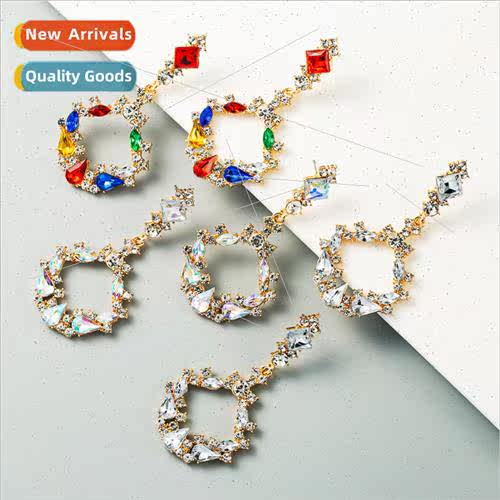 Europe atmosphere fashion creative long alloy earrings femal