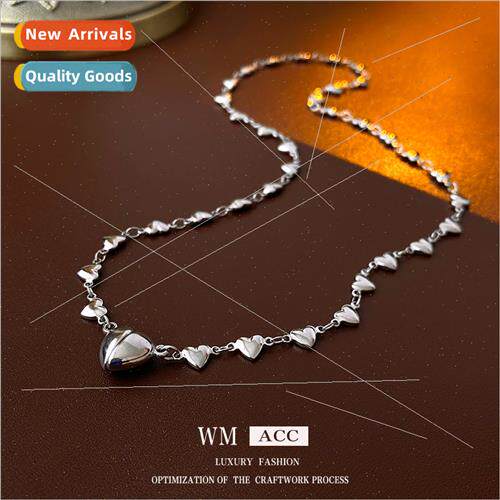 Europe metal heart magnet splicing necklace collarbone chain