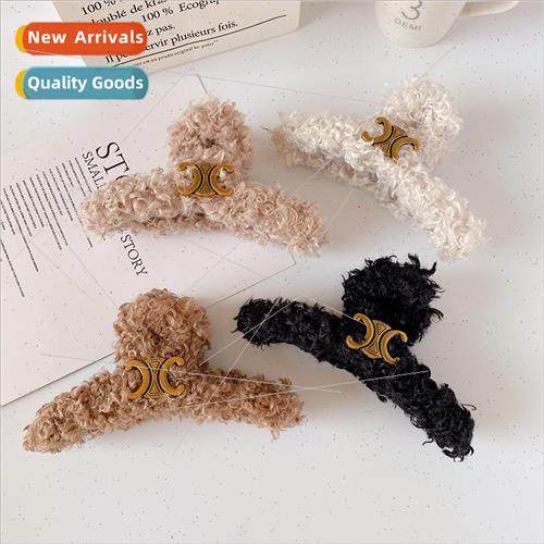cute plush grab clip female Autumn winter fur hair clips bac